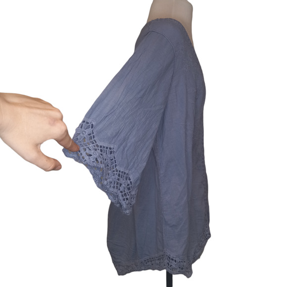 NWOT Forgotten Grace Blue V Neck Floral Embroidered Top - Picture 3 of 5